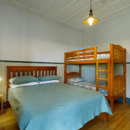 Currawong Beach Cottages Great Mackerel Beach Exterior photo