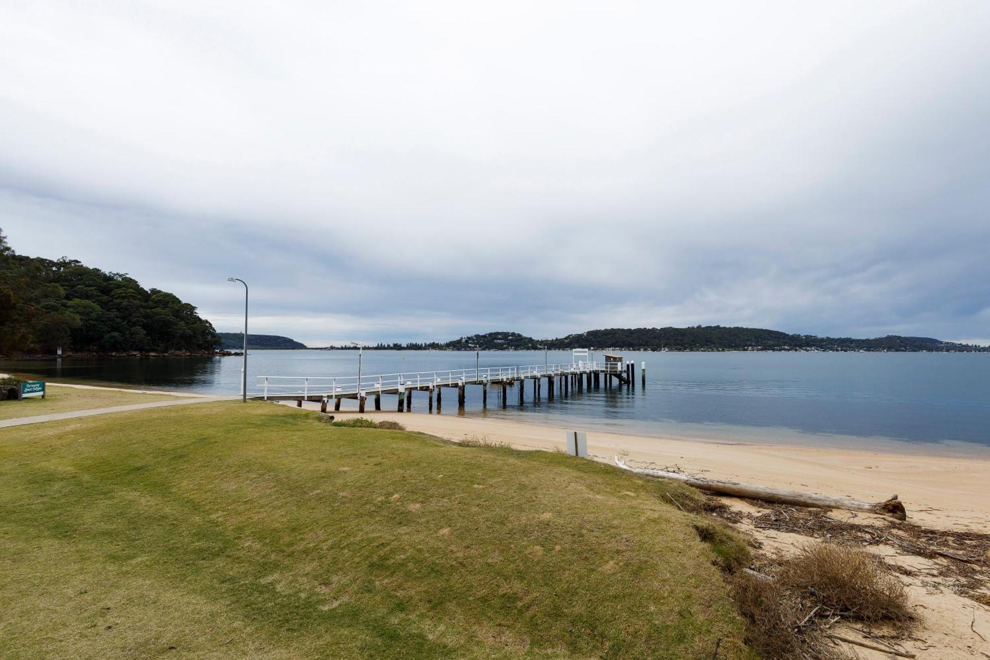 Currawong Great Mackerel Beach